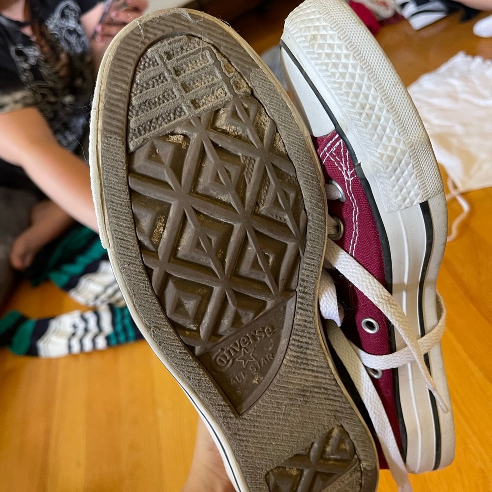Converse - Picture 4 of 4